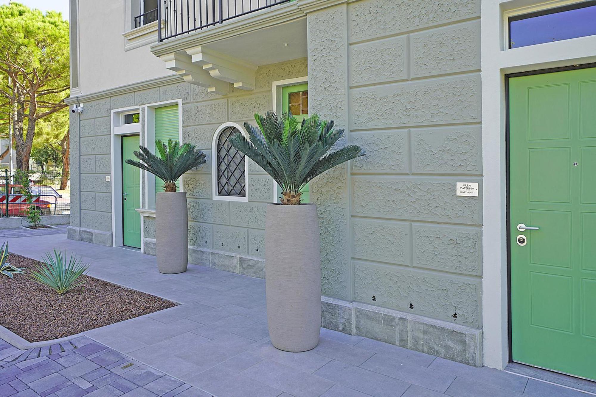 Villa Caterina Apartments By Wonderful Italy Desenzano del Garda Eksteriør bilde