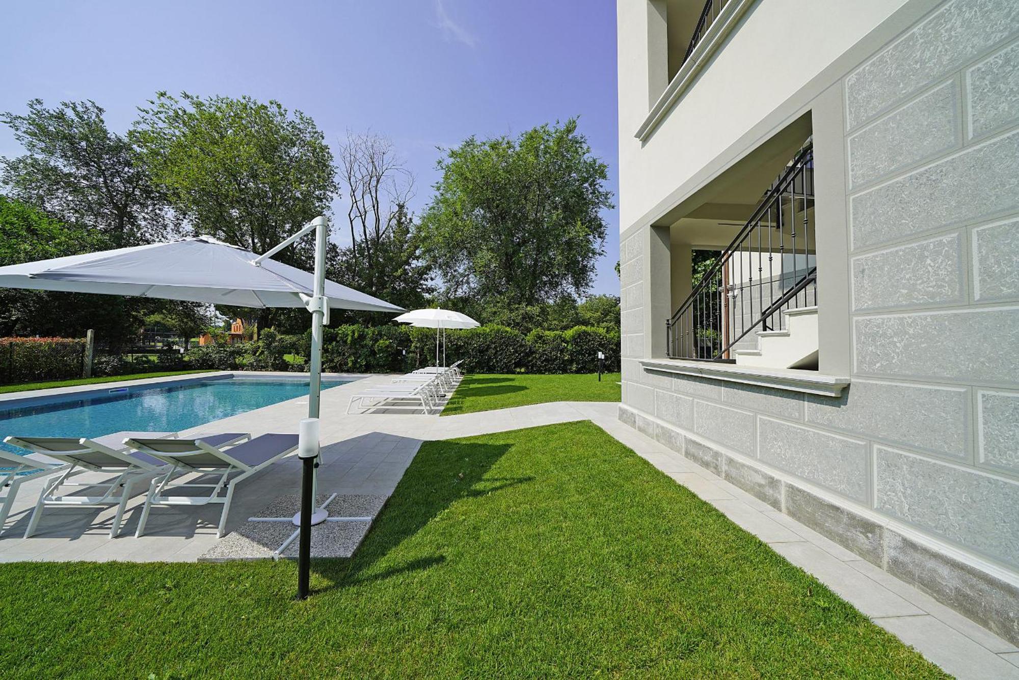 Villa Caterina Apartments By Wonderful Italy Desenzano del Garda Eksteriør bilde